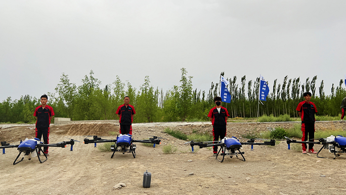 Drone Pertanian EAVISION Secara Efektif Mengendalikan Hama dan Penyakit Musim Panas